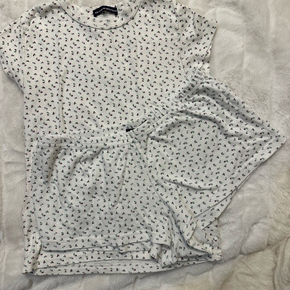 Brandy Melville top+ short set